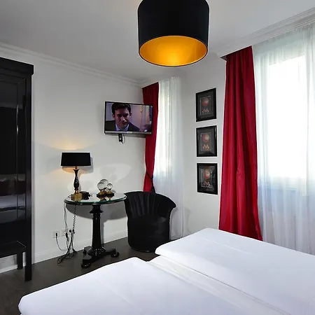 Domstern 3* Keulen
