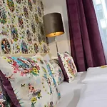 Ξενοδοχείο Domstern 3*
