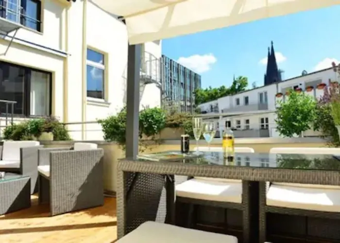 Domstern Hotell Köln