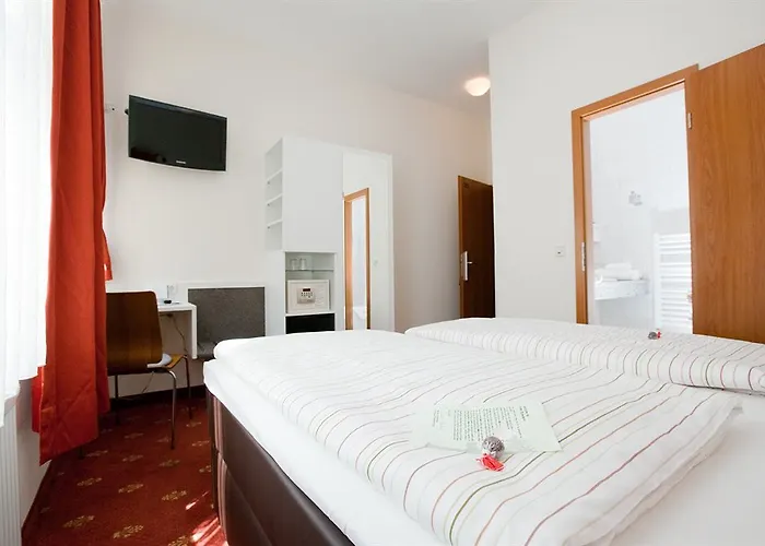 Szálloda Domstern 3*