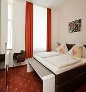 Domstern Hotell Köln