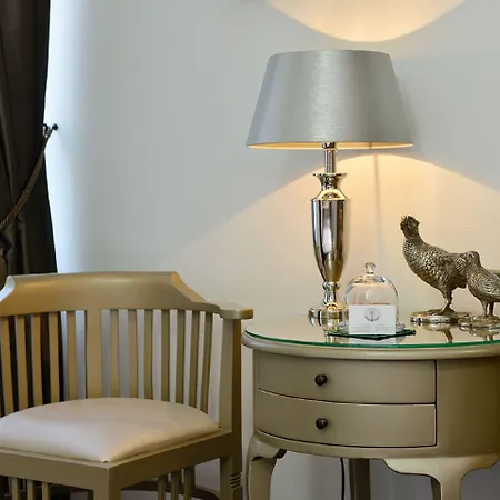 Domstern מלון 3*