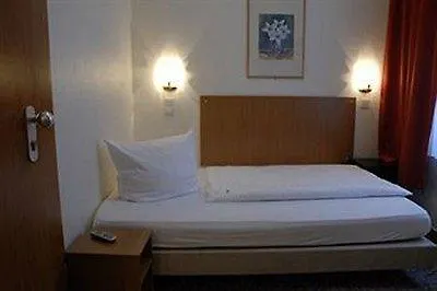 Domstern Hotell Köln