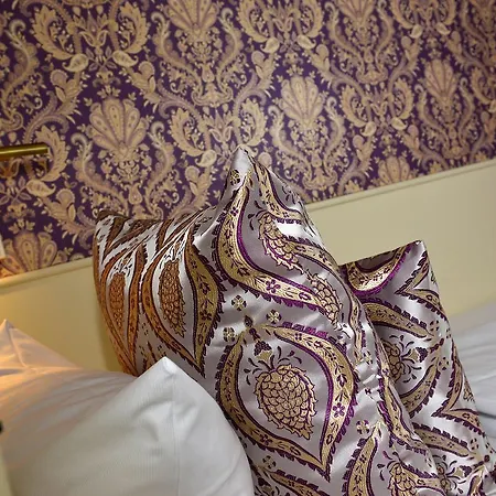 Domstern 3* كولونيا